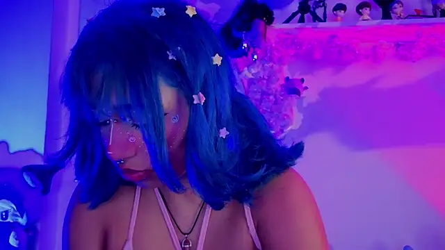 zoelight18 online show from January 9, 2026, 9:22 pm