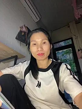 MinHiNi online show from December 22, 2025, 8:25 am