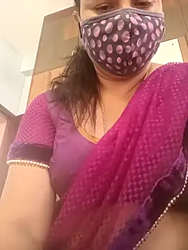 Snapshot of Tamil_Sivani chatting on October 10, 2025, 7:53 am Tamil Sivani online show from October 10, 2025, 7:53 am