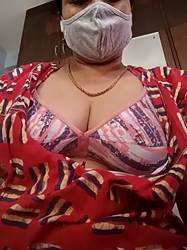 Snapshot of Tamil_Sivani chatting on September 30, 2025, 9:37 am Tamil Sivani online show from September 30, 2025, 9:37 am