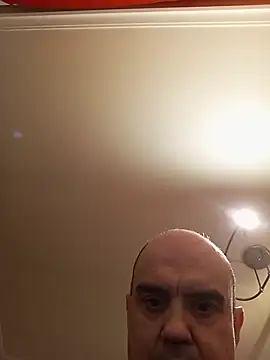 geli45 online show from March 3, 2026, 11:12 pm