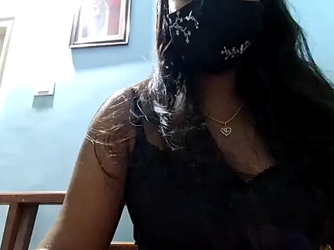 Snapshot of Niveda_21 chatting on November 18, 2025, 7:28 pm Niveda 21 online show from November 18, 2025, 7:28 pm