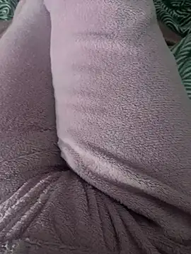 Snapshot of Darkfemminineenergy22 chatting on November 13, 2025, 8:35 pm Darkfemminineenergy22 online show from November 13, 2025, 8:35 pm