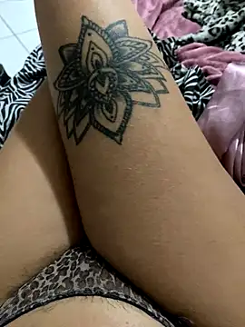 Snapshot of Darkfemminineenergy22 chatting on December 1, 2025, 1:34 pm Darkfemminineenergy22 online show from December 1, 2025, 1:34 pm