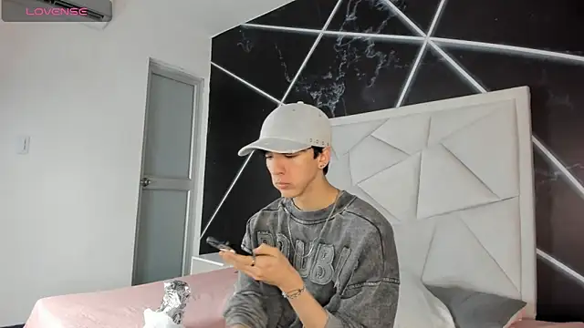 AerumChae online show from May 19, 2026, 12:01 pm