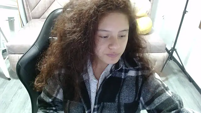 Velvet Moon V online show from November 21, 2025, 1:21 pm