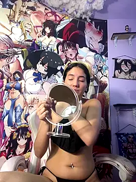 bellaseduzione online show from October 28, 2025, 2:38 pm