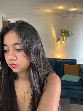 Lily June online show from September 30, 2025, 10:05 pm