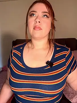 Snapshot of maddy_Bloomm chatting on January 15, 2026, 4:54 pm maddy Bloomm online show from January 15, 2026, 4:54 pm