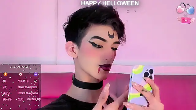 Baby FenixTS online show from October 31, 2025, 6:43 am