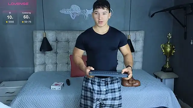 Snapshot of Horny_nick18 chatting on November 6, 2025, 10:41 am Horny nick18 online show from November 6, 2025, 10:41 am