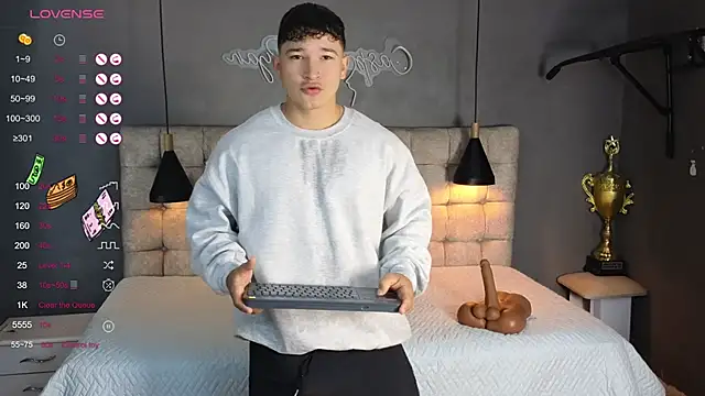 Snapshot of Horny_nick18 chatting on November 12, 2025, 11:47 am Horny nick18 online show from November 12, 2025, 11:47 am