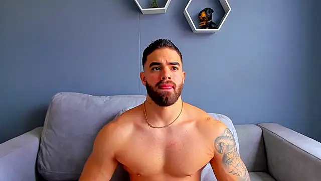 Snapshot of Paul_Phoenix chatting on September 19, 2025, 9:19 pm Paul Phoenix online show from September 19, 2025, 9:19 pm