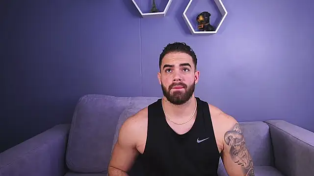 Snapshot of Paul_Phoenix chatting on November 8, 2025, 7:17 pm Paul Phoenix online show from November 8, 2025, 7:17 pm