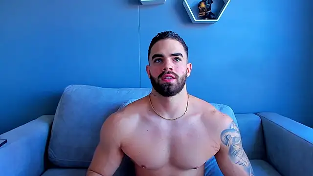 Snapshot of Paul_Phoenix chatting on September 15, 2025, 8:20 pm Paul Phoenix online show from September 15, 2025, 8:20 pm