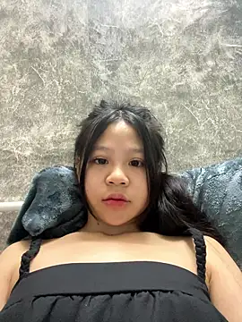 Hey VyVy04 online show from January 17, 2026, 12:26 am