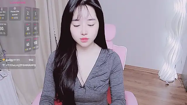 Miu-999 online show from November 5, 2025, 2:14 am