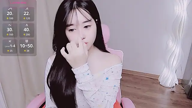 Miu-999 online show from November 17, 2025, 7:12 am