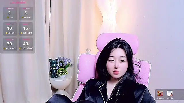 Miu-999 online show from April 19, 2026, 2:18 pm