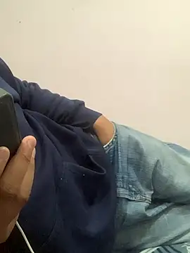 Snapshot of amitsharma7868 chatting on December 4, 2025, 4:50 pm amitsharma7868 online show from December 4, 2025, 4:50 pm