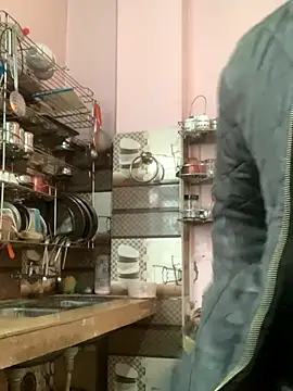 Snapshot of amitsharma7868 chatting on December 15, 2025, 2:39 am amitsharma7868 online show from December 15, 2025, 2:39 am