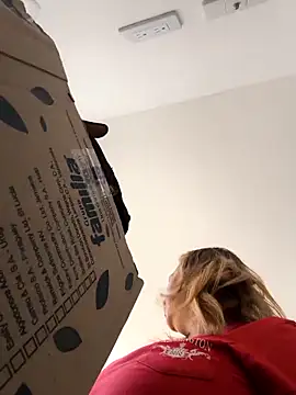 haashkyo online show from April 18, 2026, 3:14 pm