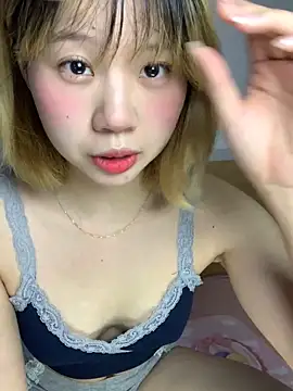 zhaomosheng125216 online show from November 6, 2025, 1:31 am