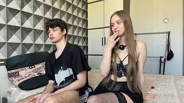 merycouple online show from January 12, 2026, 5:03 am