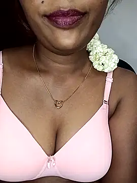 Tamil kavinila online show from November 11, 2025, 10:43 am