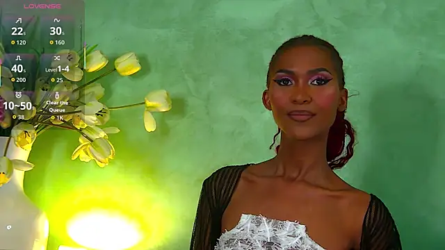 Snapshot of Izzie_Sugar chatting on October 1, 2025, 6:34 pm Izzie Sugar online show from October 1, 2025, 6:34 pm