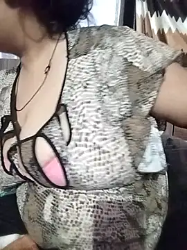 mahi-manisa online show from April 5, 2026, 6:36 pm