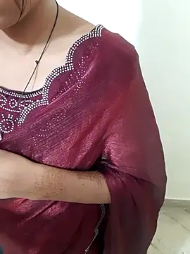 Naira-Tripathi online show from October 19, 2025, 9:01 am