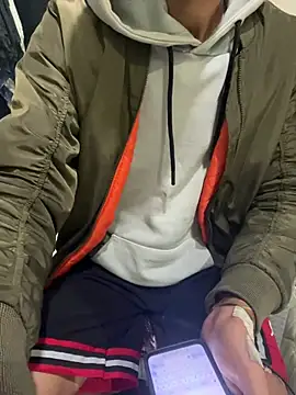 Yasar-Xxxl online show from February 26, 2026, 9:48 pm