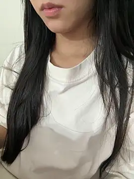 Snapshot of Desi_sara chatting on November 4, 2025, 3:38 pm Desi sara online show from November 4, 2025, 3:38 pm