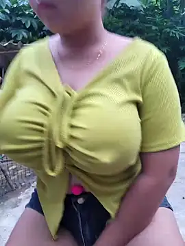 Snapshot of Akira_sera chatting on October 31, 2025, 9:39 am Akira sera online show from October 31, 2025, 9:39 am