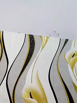 poojam93 online show from November 7, 2025, 3:27 pm