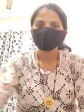 poojam93 online show from April 3, 2026, 4:57 pm