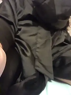 lucamila2903 online show from November 29, 2025, 4:29 pm