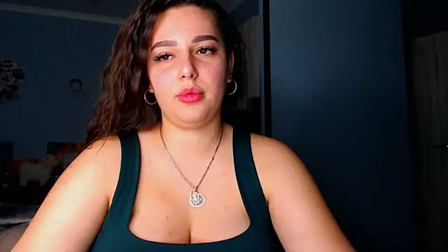 Snapshot of NikiWhite chatting on October 15, 2025, 5:21 pm NikiWhite online show from October 15, 2025, 5:21 pm