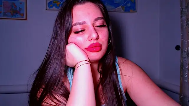 Snapshot of NikiWhite chatting on November 12, 2025, 9:07 pm NikiWhite online show from November 12, 2025, 9:07 pm