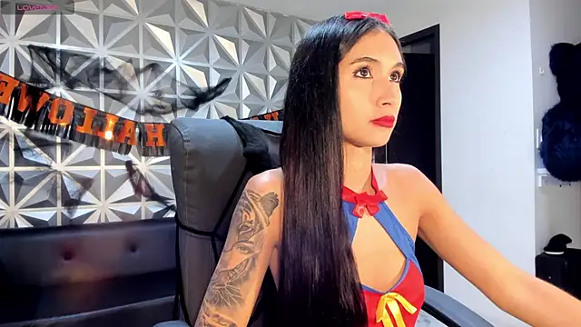 Snapshot of hellen_tease chatting on October 29, 2025, 1:21 pm hellen tease online show from October 29, 2025, 1:21 pm