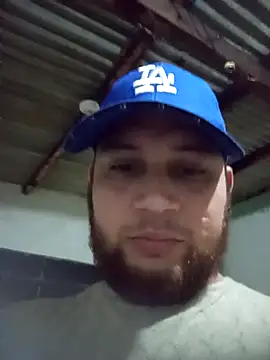 Catire10  online show from October 16, 2025, 2:09 am