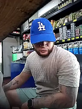 Catire10  online show from October 15, 2025, 1:41 pm