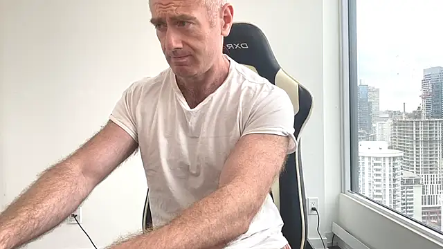 Snapshot of TheDonnyBasilisk chatting on October 13, 2025, 2:51 pm TheDonnyBasilisk online show from October 13, 2025, 2:51 pm