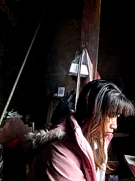 ngocngoc cute online show from November 18, 2025, 1:54 am