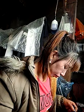 ngocngoc cute online show from March 23, 2026, 4:23 am