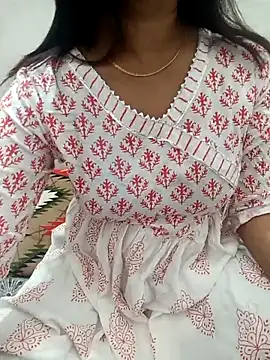 soni yhakur online show from April 9, 2026, 11:49 am