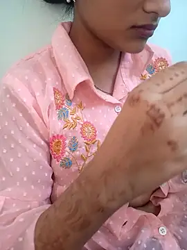 Neha Tyagi online show from October 24, 2025, 6:12 am