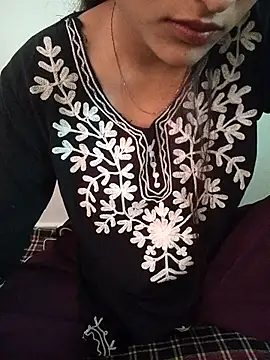 Neha Tyagi online show from November 1, 2025, 5:14 am