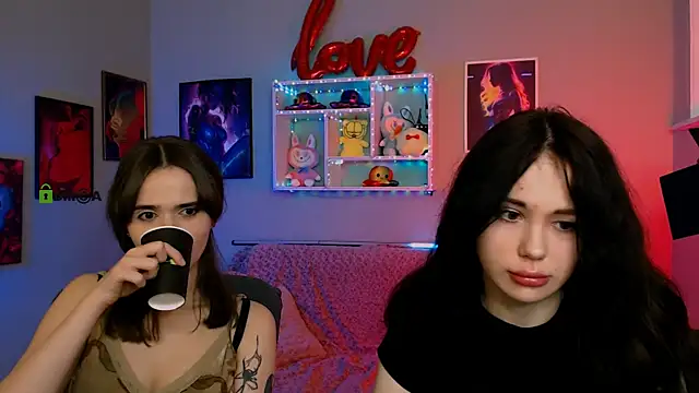 riley sanders online show from March 23, 2026, 8:19 pm